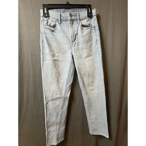 American Eagle, super high rise straight jean size 2 regular